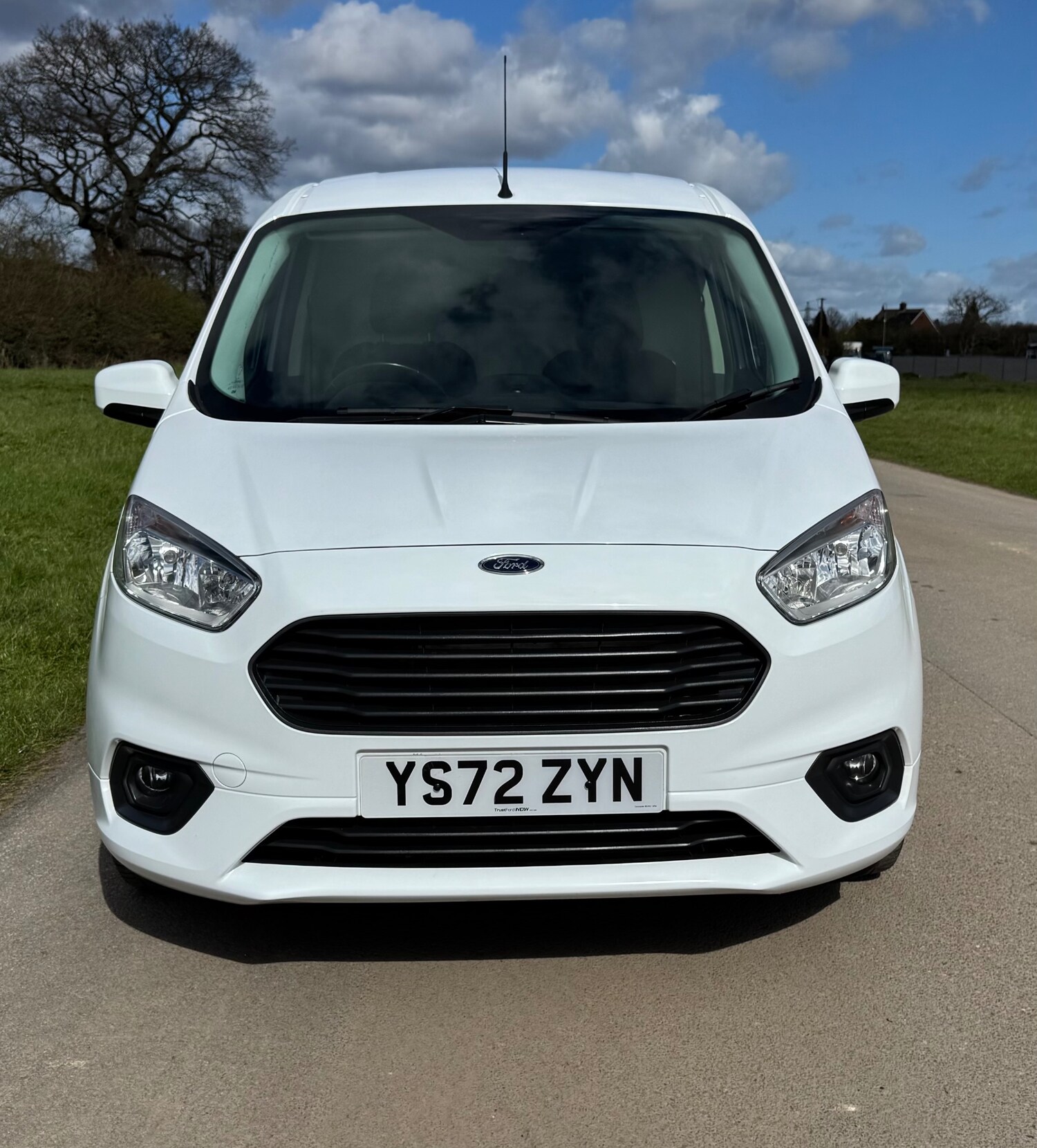 Used Ford Transit Courier 2023 for sale - 78068048: Photo 3