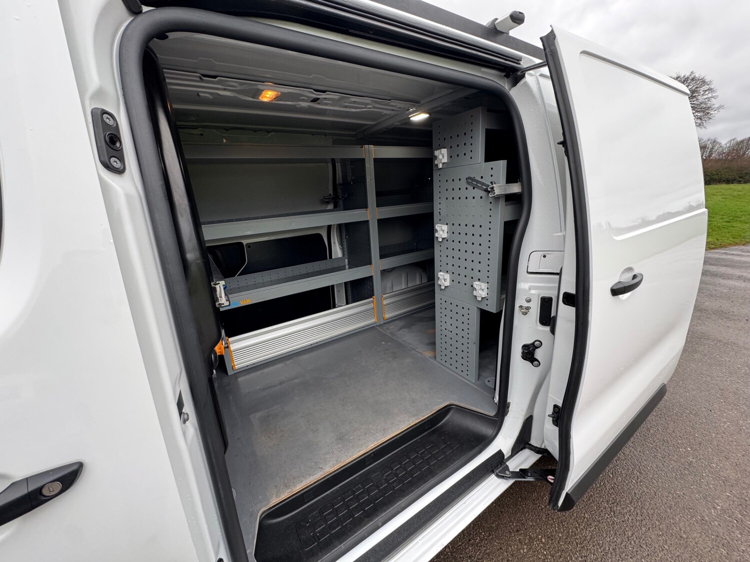 Used Vauxhall Vivaro 2021 for sale - 77564329: Photo 8