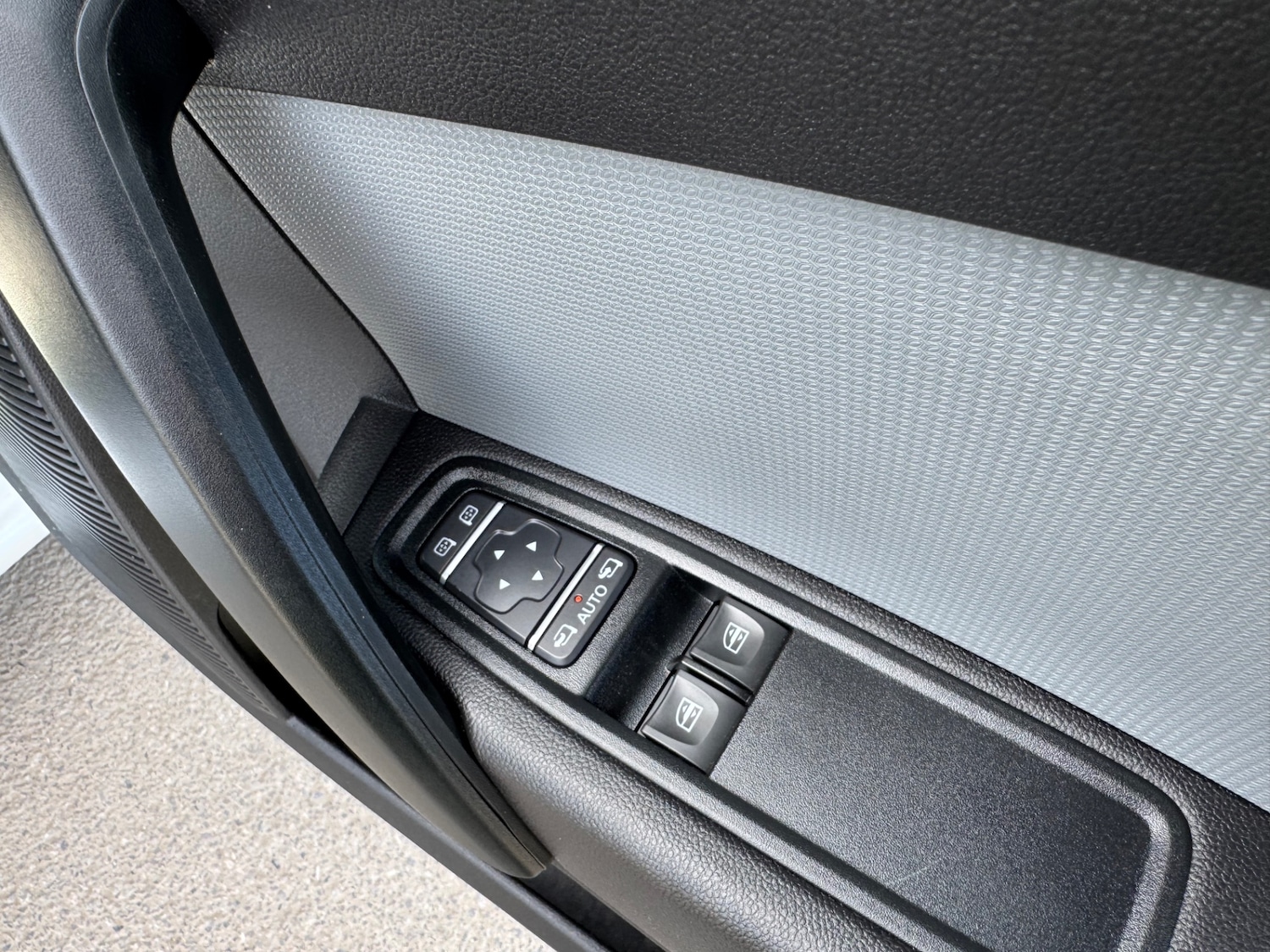 Used Nissan Other 2023 for sale - 78169865: Photo 35