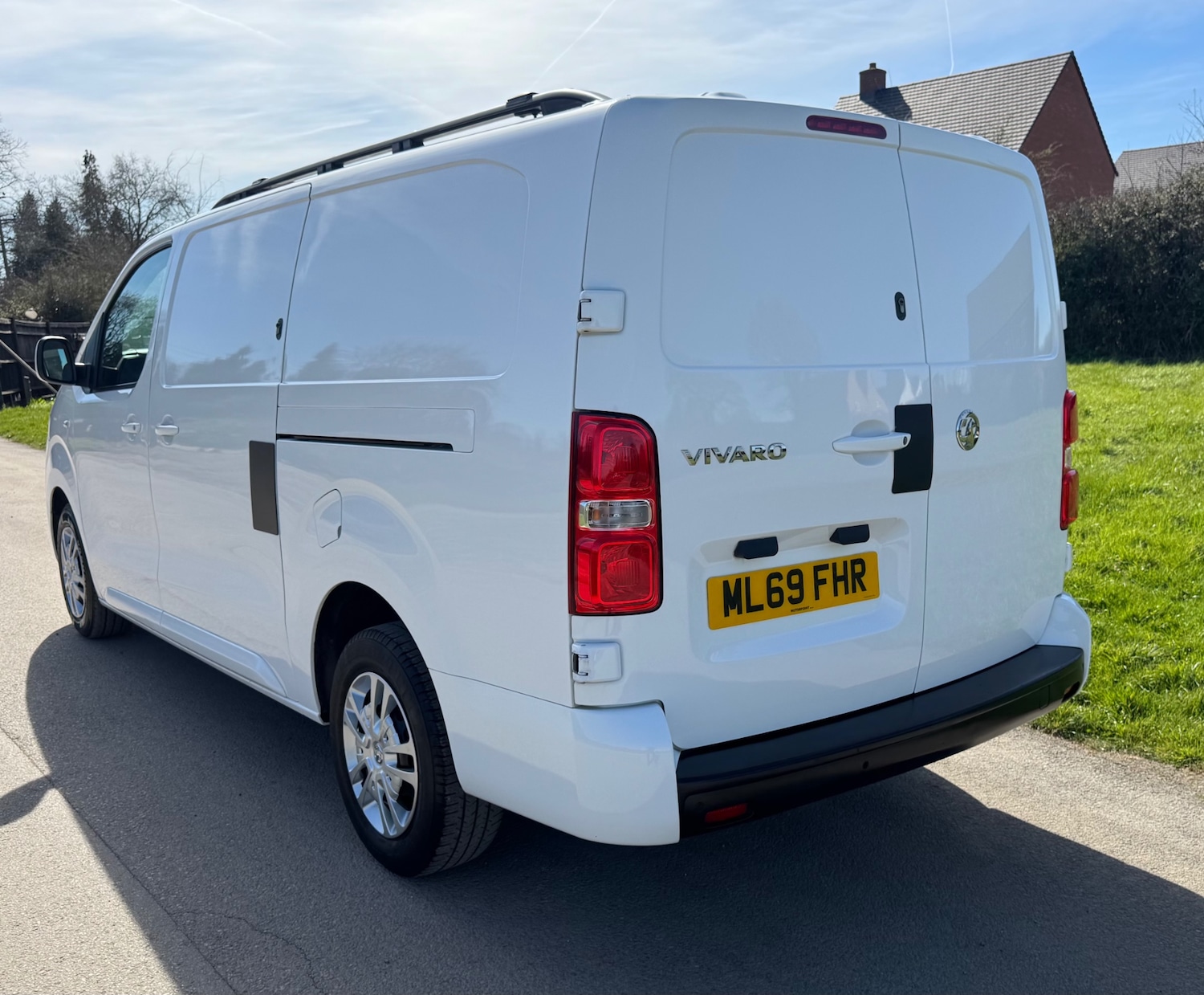 Used Vauxhall Vivaro 2019 for sale - 77991999: Photo 9