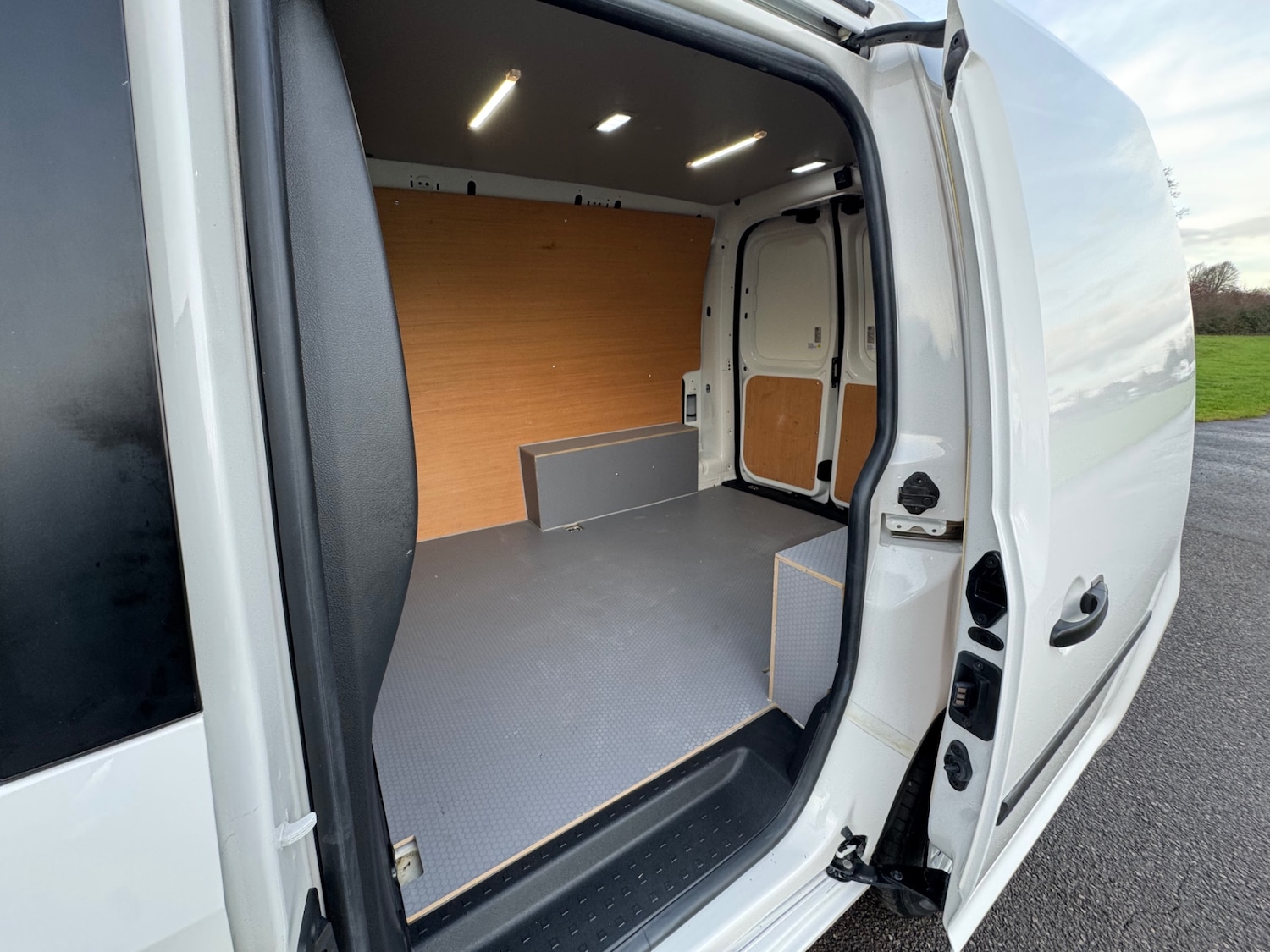 Used Volkswagen Caddy 2019 for sale - 77062117: Photo 8