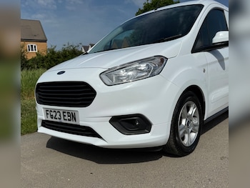 Used Ford Transit Courier 2023 for sale - 78703905: Photo