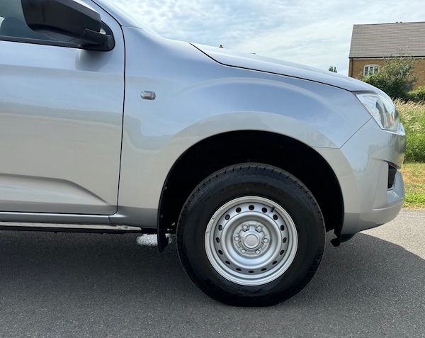 Used Isuzu D-Max 2022 for sale - 75058527: Photo 15