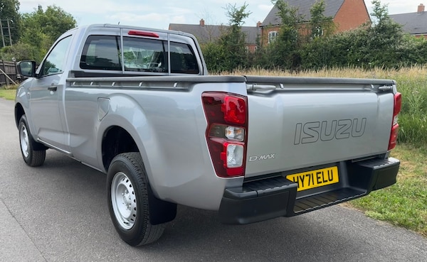 Used Isuzu D-Max 2022 for sale - 75058527: Photo 9