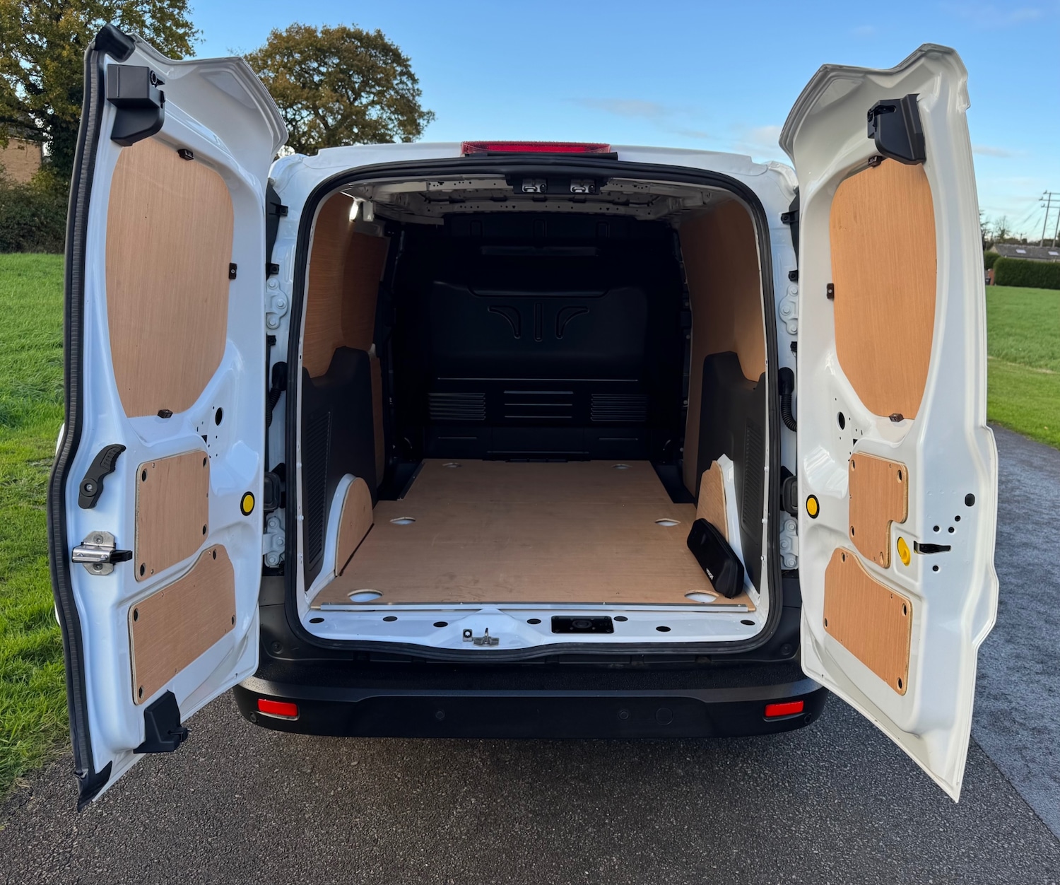 Used Ford Transit Connect 2021 for sale - 76974746: Photo 13