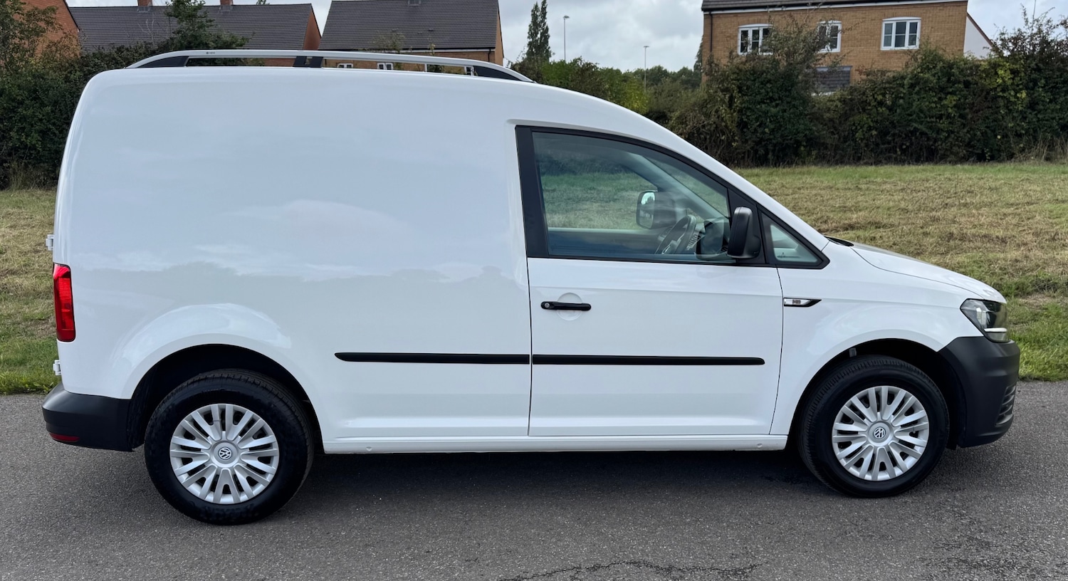 Used Volkswagen Caddy 2019 for sale - 76497767: Photo 2