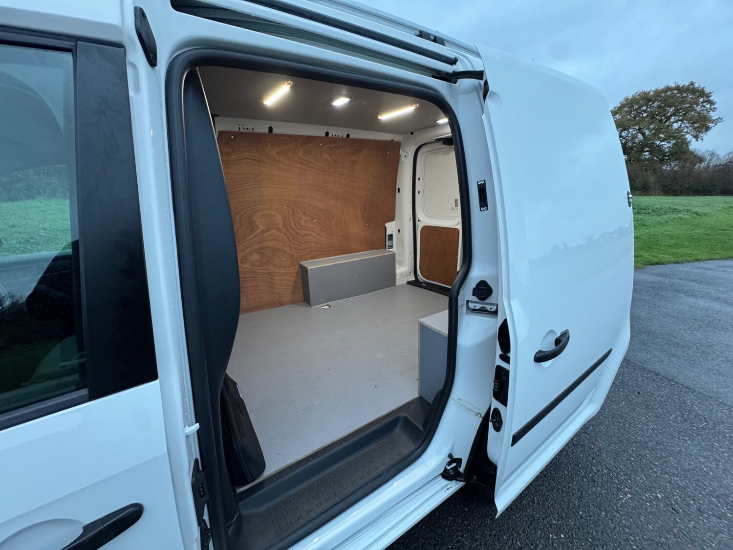 Used Volkswagen Caddy 2019 for sale - 76497767: Photo 7