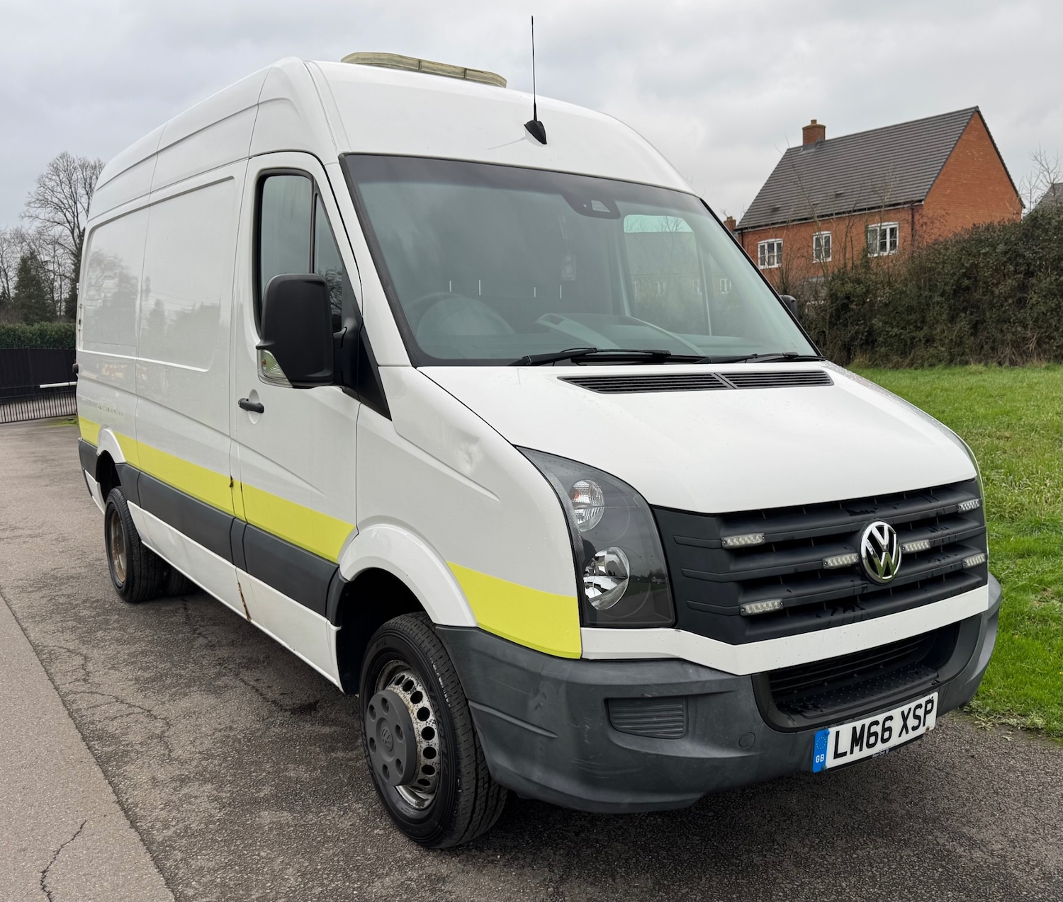 Used Volkswagen Crafter 2016 for sale - 77106167: Photo 1