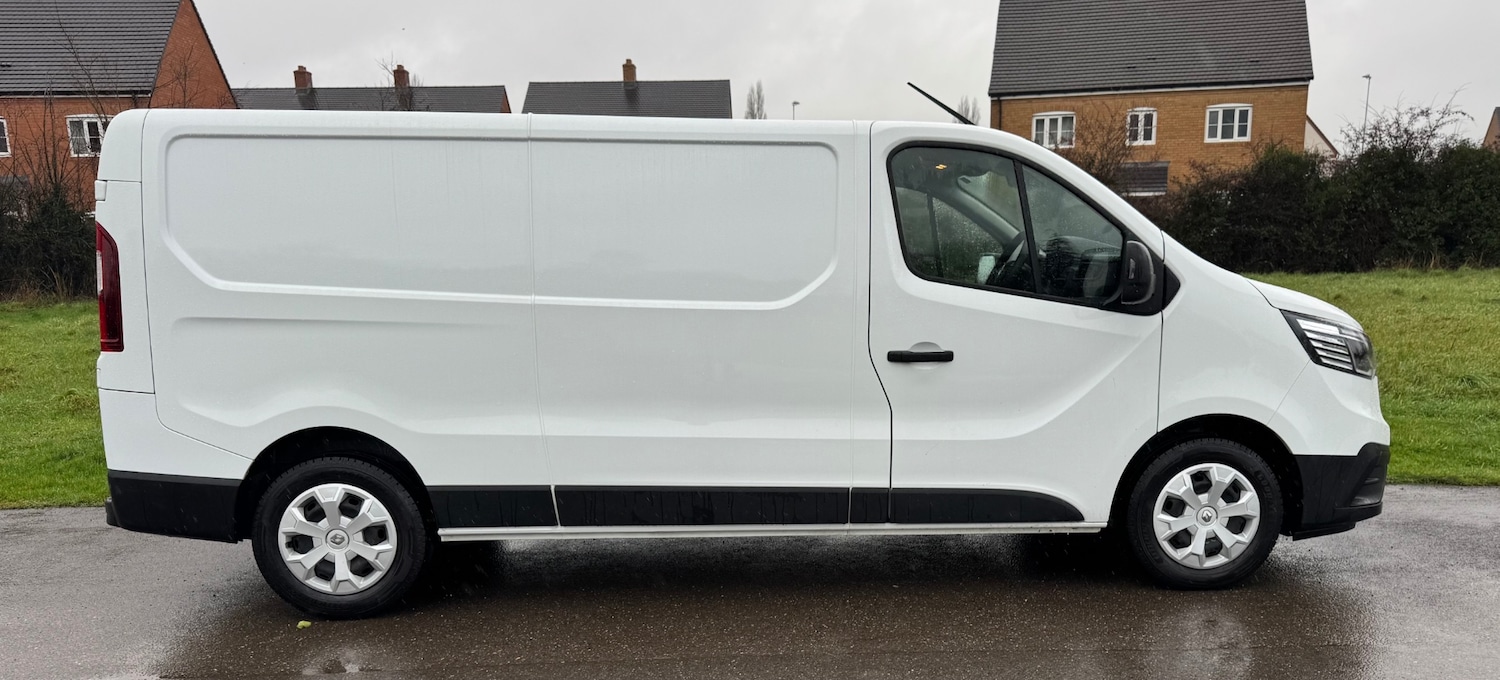 Used Renault Trafic 2023 for sale - 77343380: Photo 2