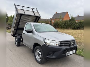 Used Toyota Hilux 2017 for sale - 79861109: Photo