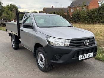 Used Toyota Hilux 2017 for sale - 79861109: Photo