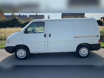 Used Volkswagen Transporter 2003 for sale - 75550631: Photo