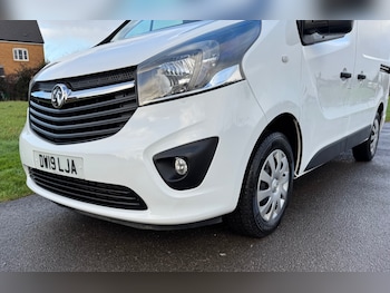 Used Vauxhall Vivaro 2019 for sale - 77371728: Photo