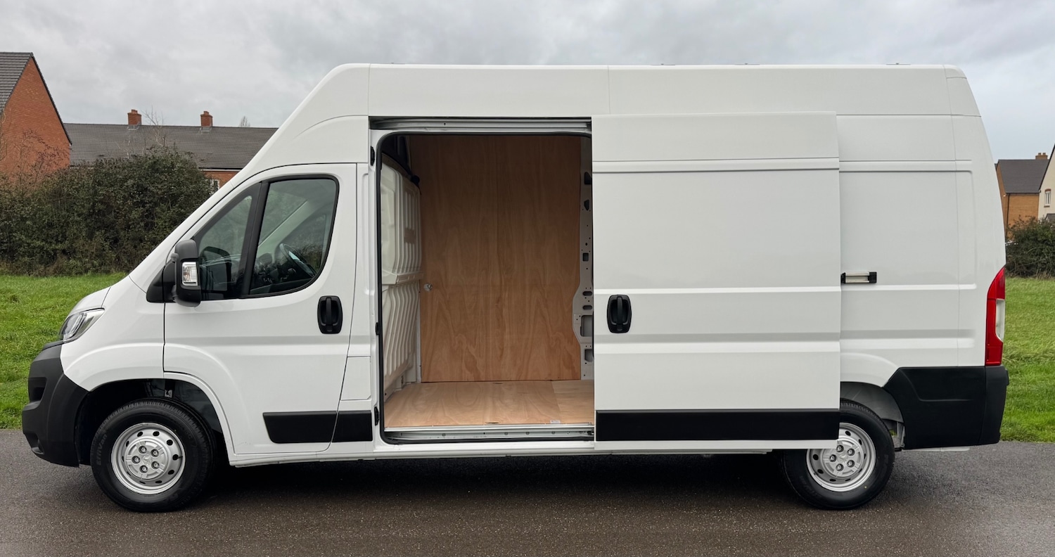 Used Vauxhall Movano 2022 for sale - 76632623: Photo 7