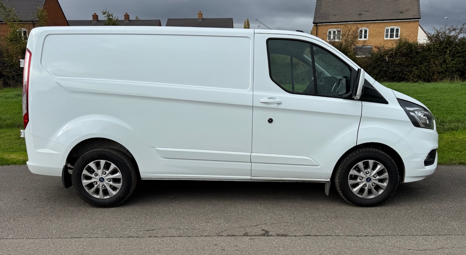 Used Ford Transit Custom 2022 for sale - 76380396: Photo 2