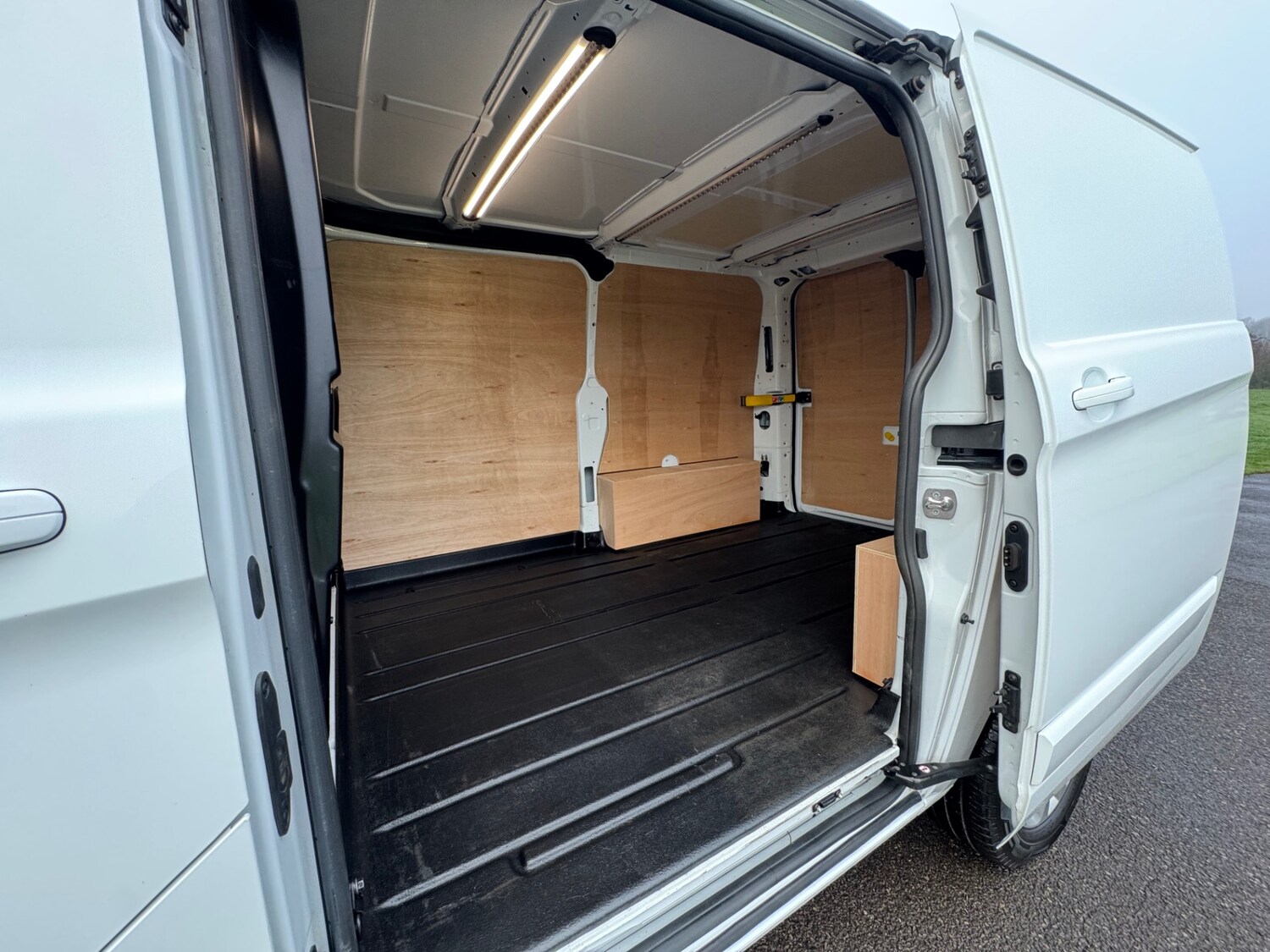 Used Ford Transit Custom 2022 for sale - 76380396: Photo 9