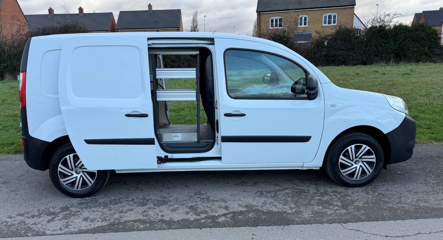 Used Renault Kangoo 2021 for sale - 77277708: Photo 19