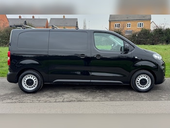 Used Vauxhall Vivaro 2021 for sale - 77073440: Photo