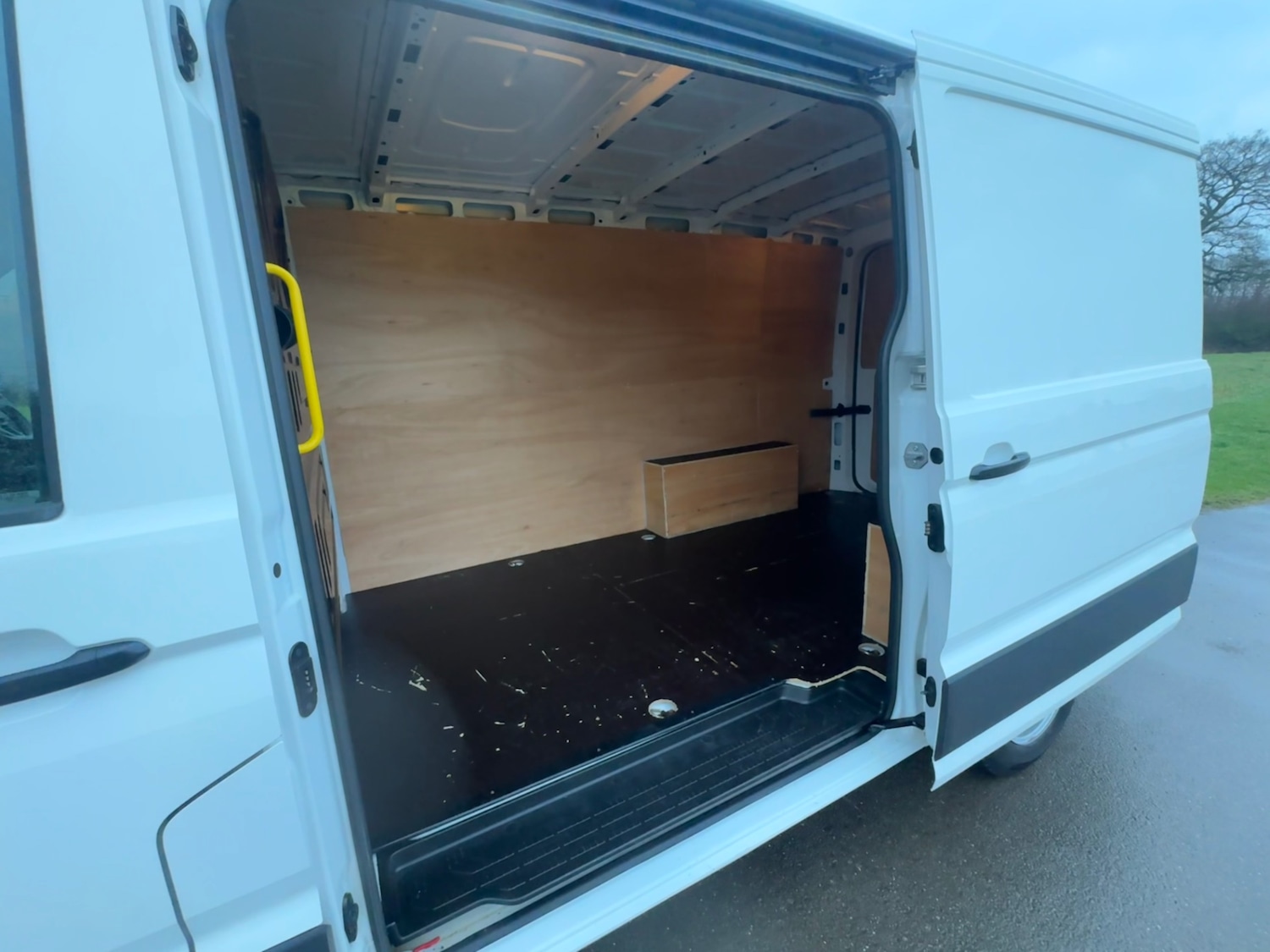 Used Volkswagen Crafter 2023 for sale - 77342981: Photo 9