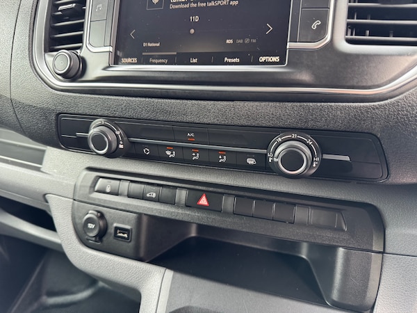 Used Vauxhall Vivaro 2021 for sale - 76135806: Photo 23