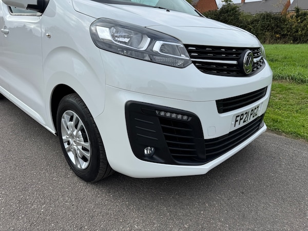 Used Vauxhall Vivaro 2021 for sale - 76135806: Photo 2