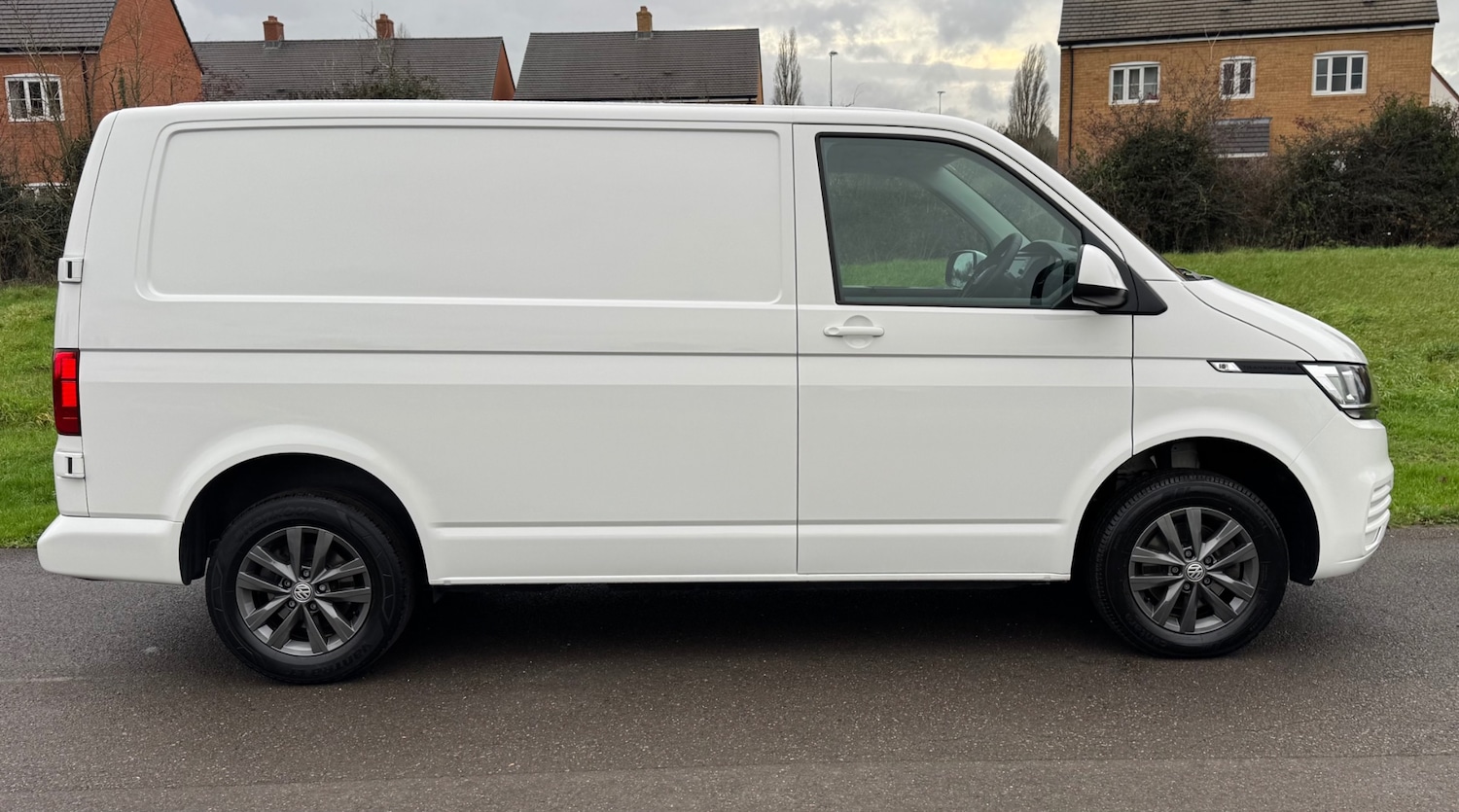 Used Volkswagen Transporter 2022 for sale - 76975399: Photo 15