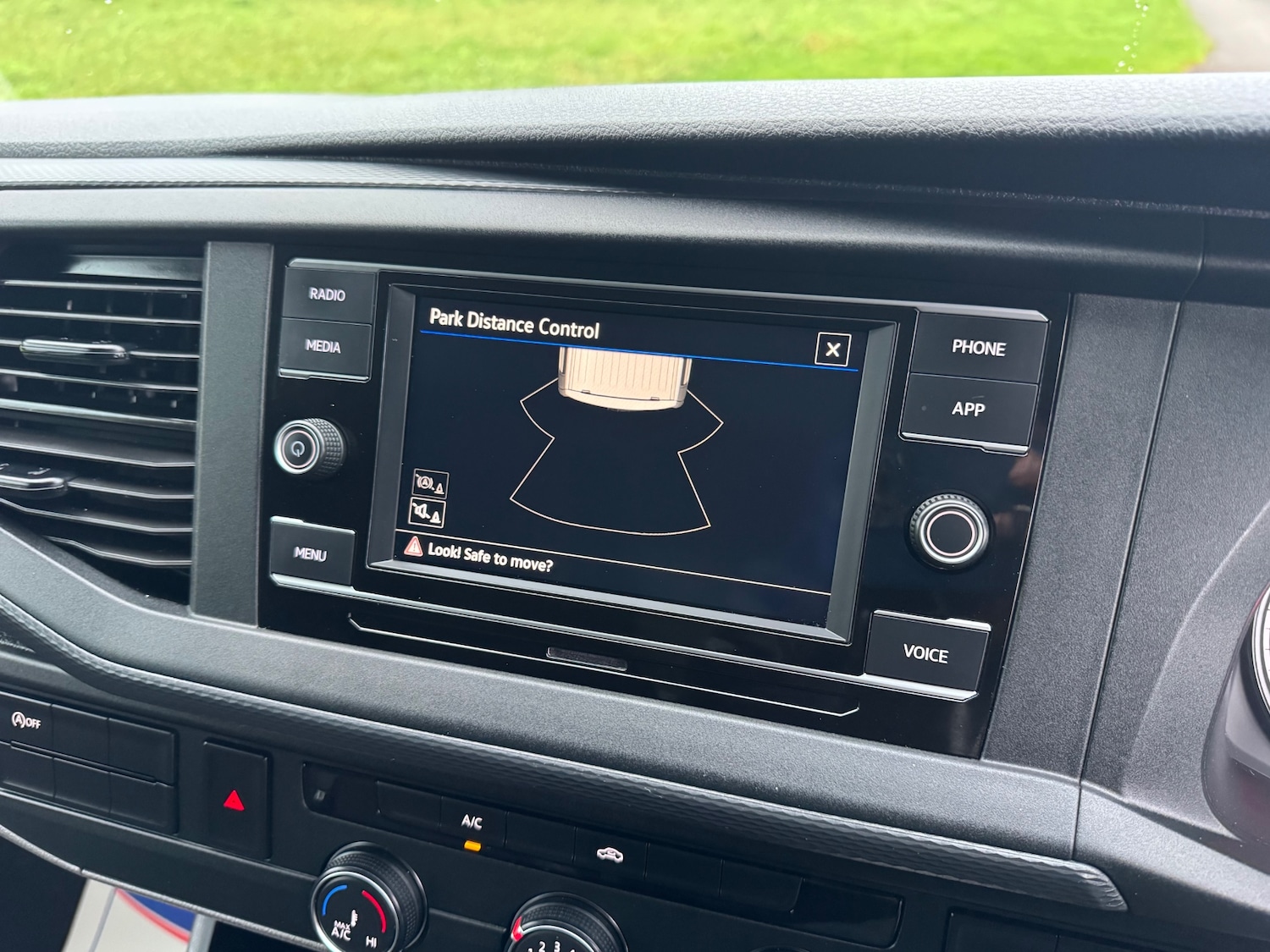 Used Volkswagen Transporter 2022 for sale - 76975399: Photo 24