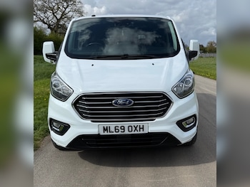 Used Ford Tourneo Custom 2019 for sale - 78475127: Photo