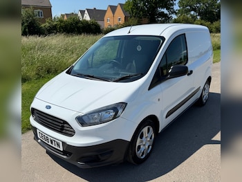 Used Ford Transit Courier 2018 for sale - 79057213: Photo