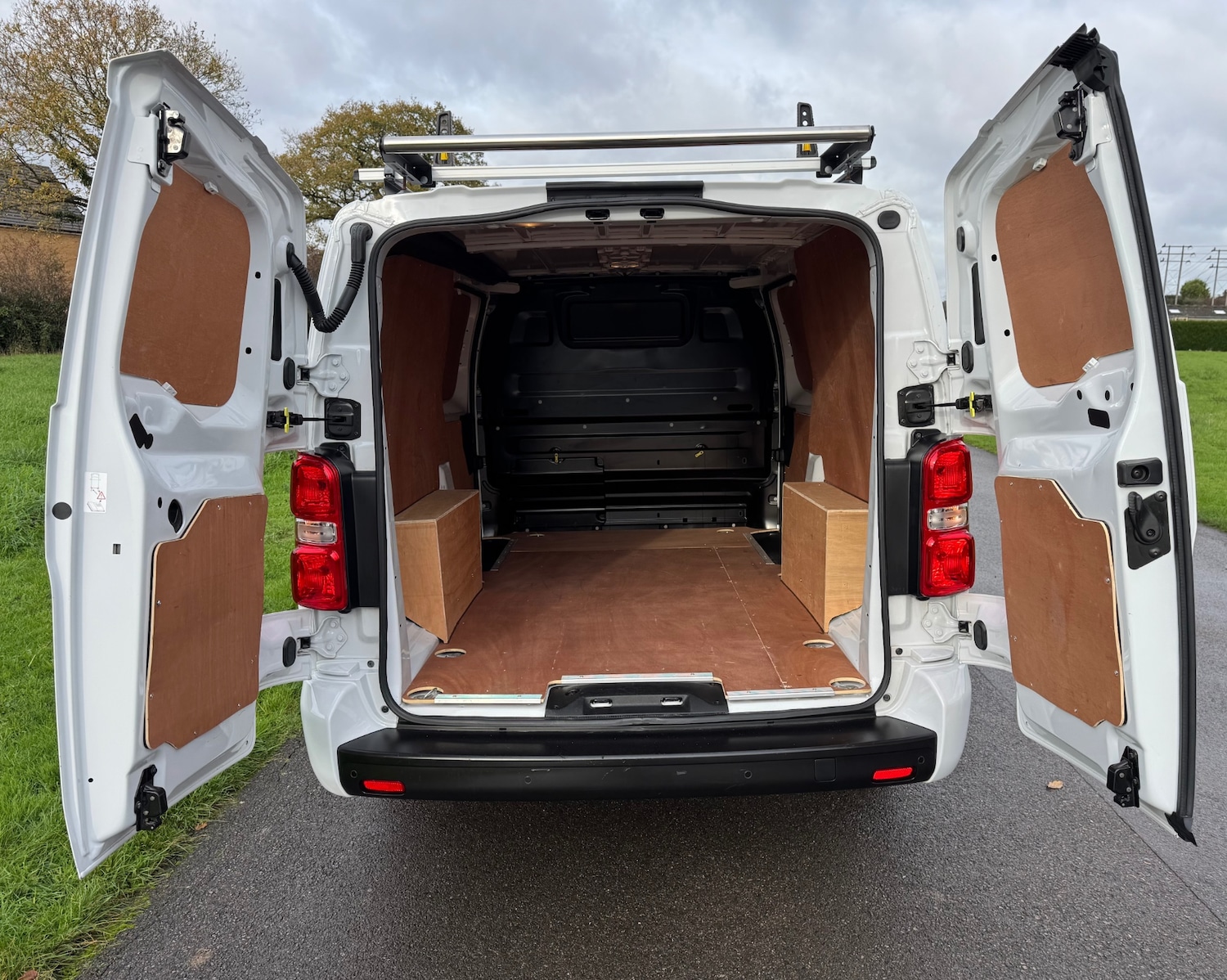 Used Vauxhall Vivaro 2022 for sale - 76631079: Photo 12