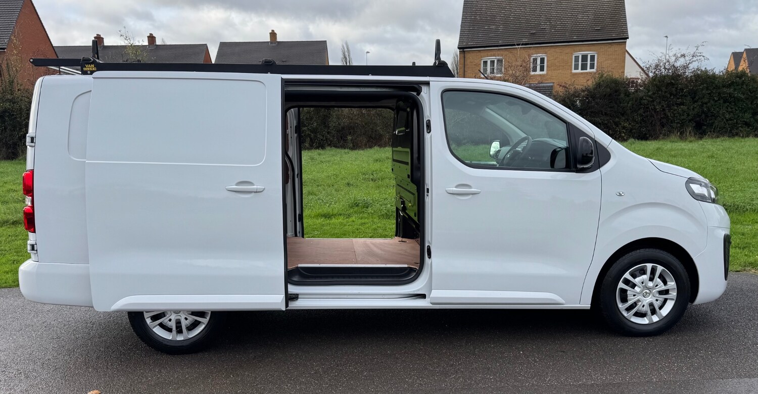 Used Vauxhall Vivaro 2022 for sale - 76631079: Photo 16