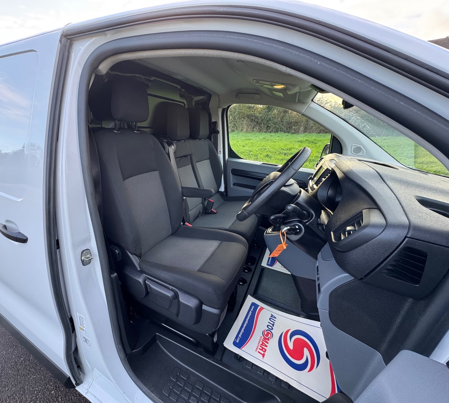 Used Citroen Dispatch 2022 for sale - 76549032: Photo 19