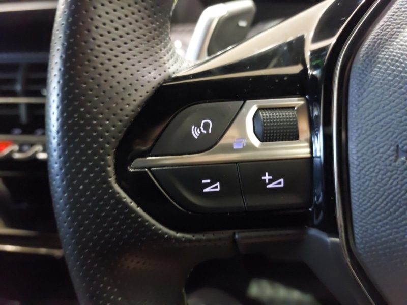 Used Peugeot 2008 2022 for sale - 76465263: Photo 13