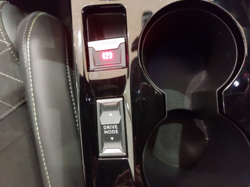 Used Peugeot 2008 2022 for sale - 76465263: Photo 19