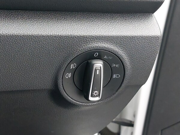 Used Volkswagen T-Roc 2019 for sale - 76087304: Photo 19