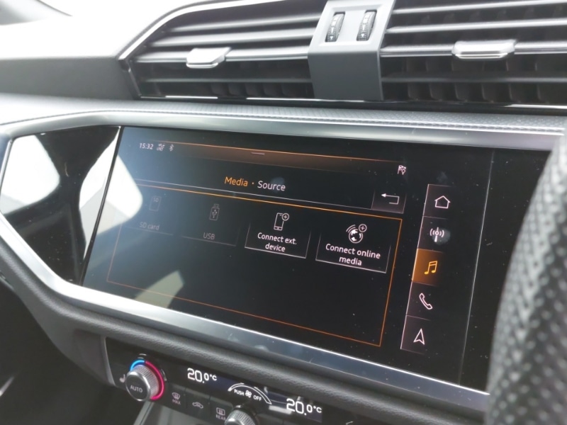 Used Audi Q3 2020 for sale - 76365675: Photo 14