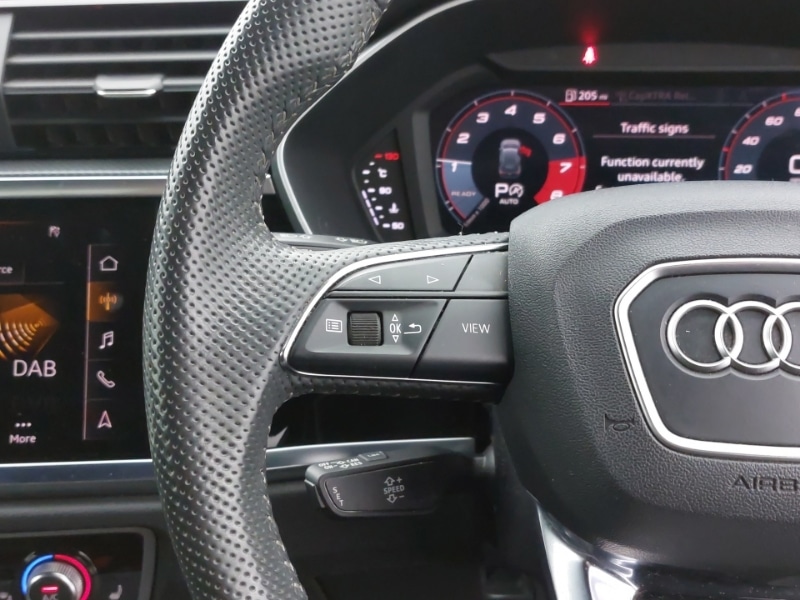 Used Audi Q3 2020 for sale - 76365675: Photo 17