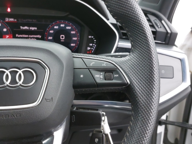 Used Audi Q3 2020 for sale - 76365675: Photo 18
