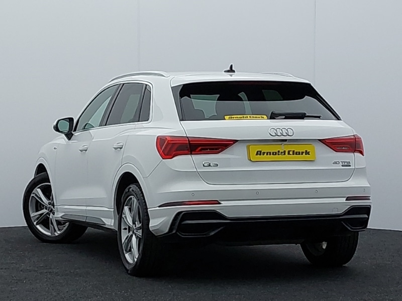 Used Audi Q3 2020 for sale - 76365675: Photo 3