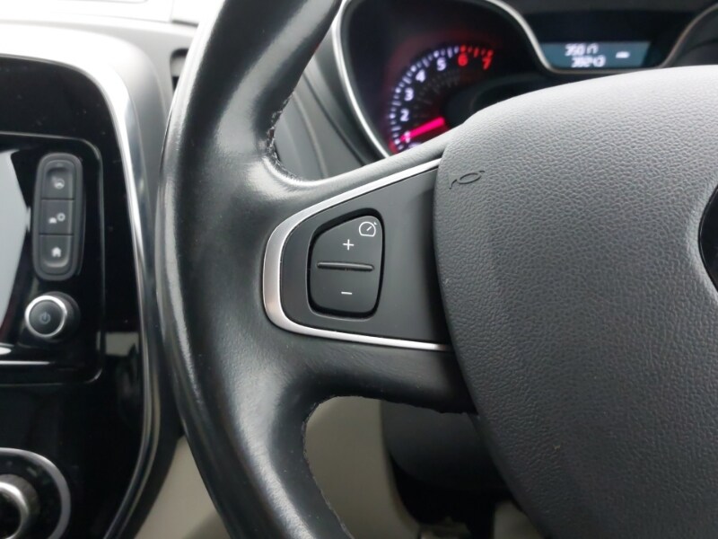 Used Renault Captur 2020 for sale - 78054592: Photo 17