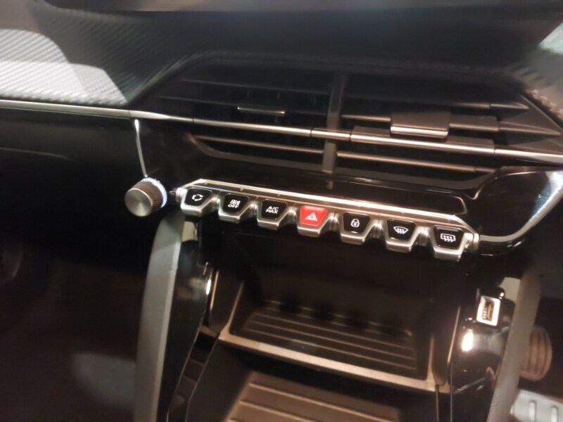 Used Peugeot 2008 2023 for sale - 78054647: Photo 17