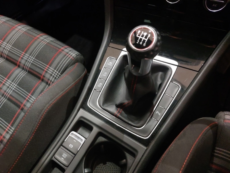 Used Volkswagen Golf 2018 for sale - 77569022: Photo 17