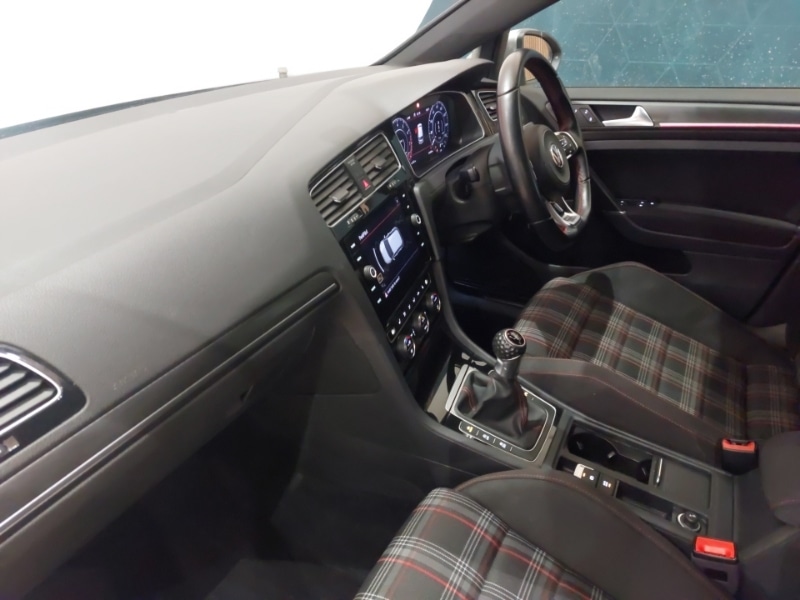 Used Volkswagen Golf 2018 for sale - 77569022: Photo 5