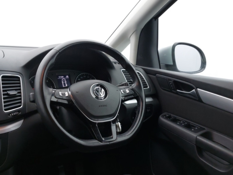 Used Volkswagen Sharan 2018 for sale - 77418852: Photo 10