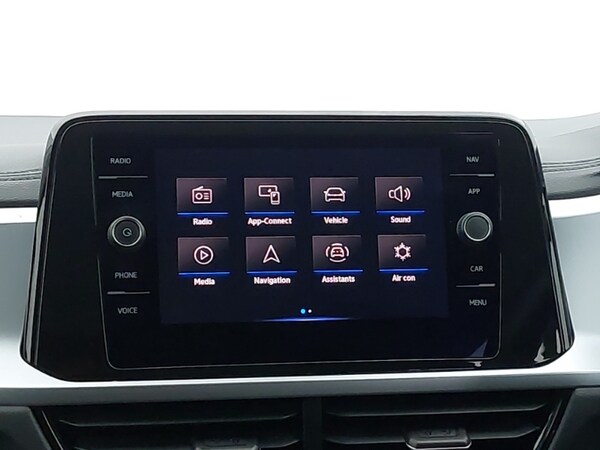 Used Volkswagen T-Roc 2023 for sale - 76130199: Photo 11