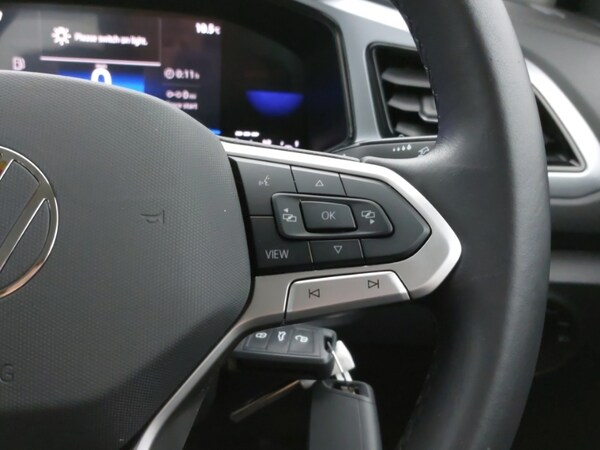Used Volkswagen T-Roc 2023 for sale - 76130199: Photo 18