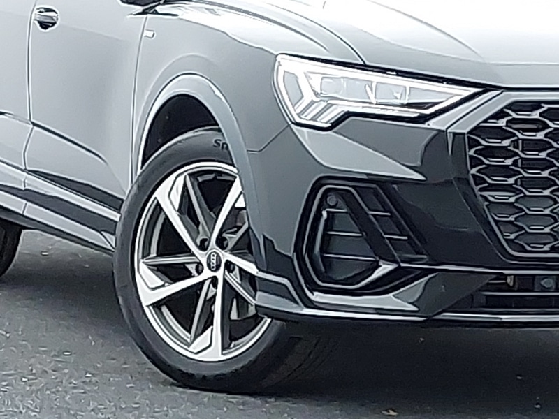 Used Audi Q3 2023 for sale - 76708245: Photo 9