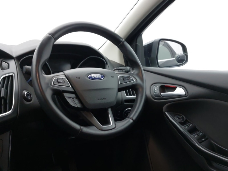 Used Ford Focus 2017 for sale - 76880139: Photo 10
