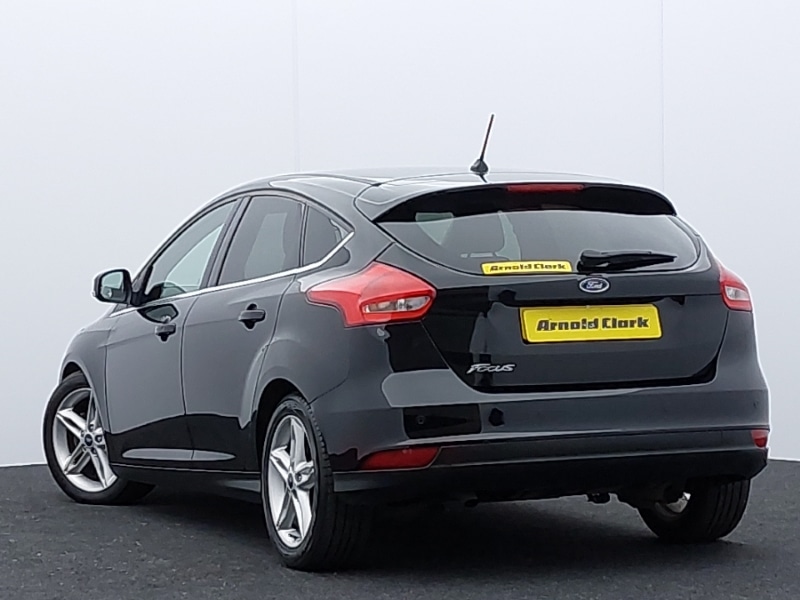 Used Ford Focus 2017 for sale - 76880139: Photo 3