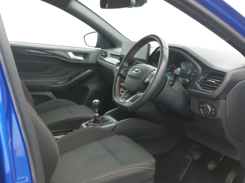 Used Ford Focus 2023 for sale - 78093662: Photo 12